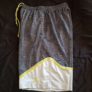 XL Jordan shorts